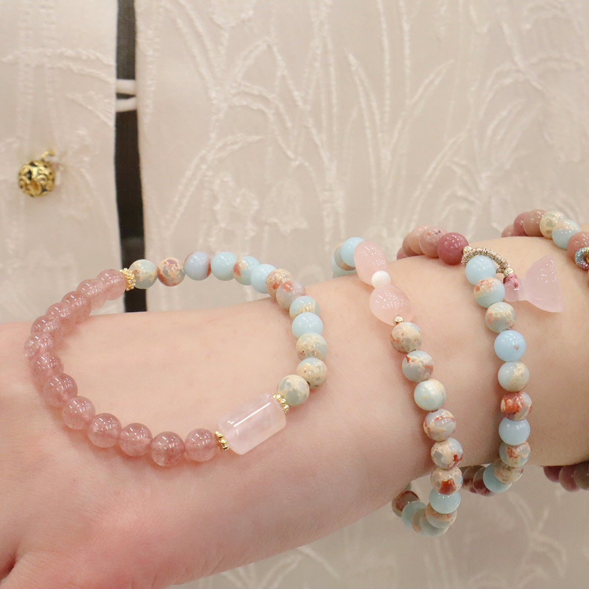 Natural strawberry crystal bracelet