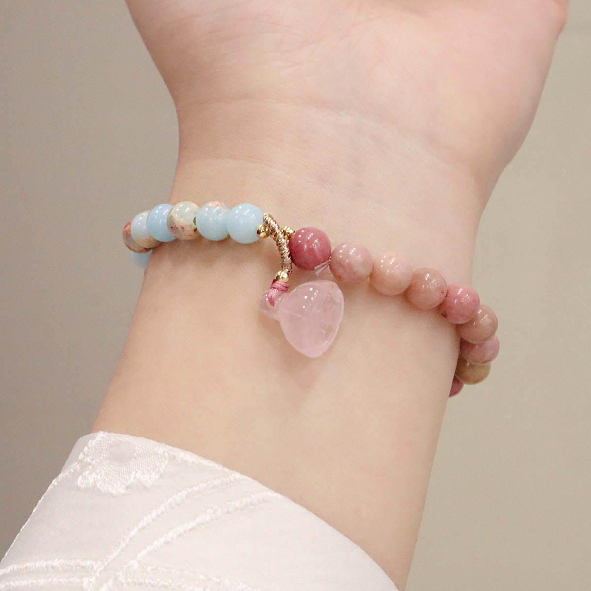 Natural strawberry crystal bracelet