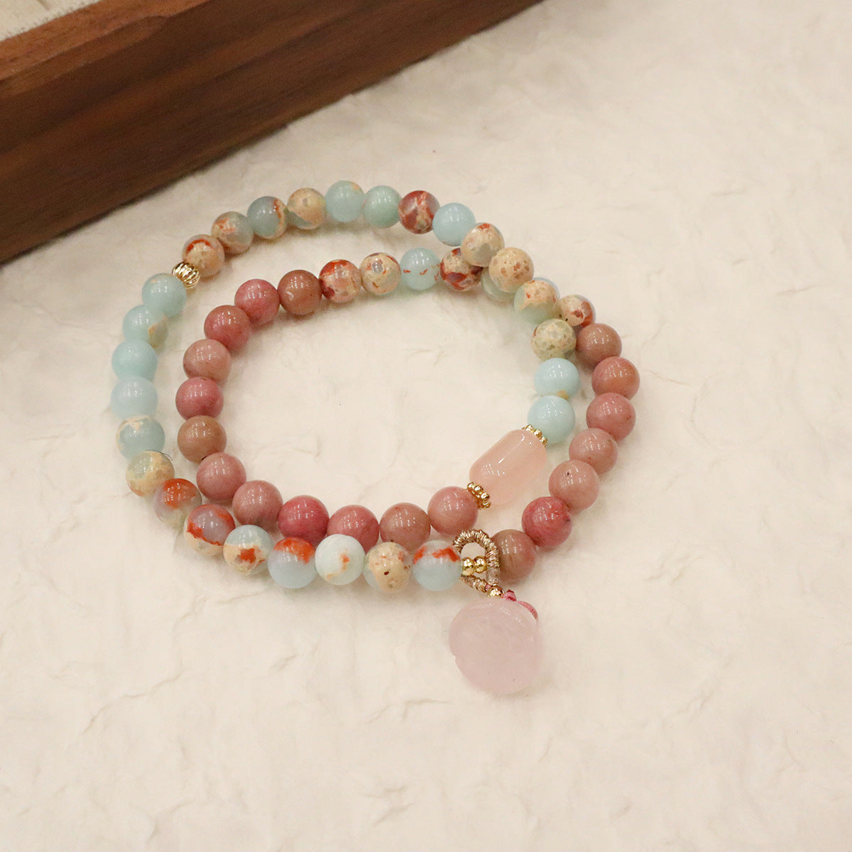 Natural strawberry crystal bracelet