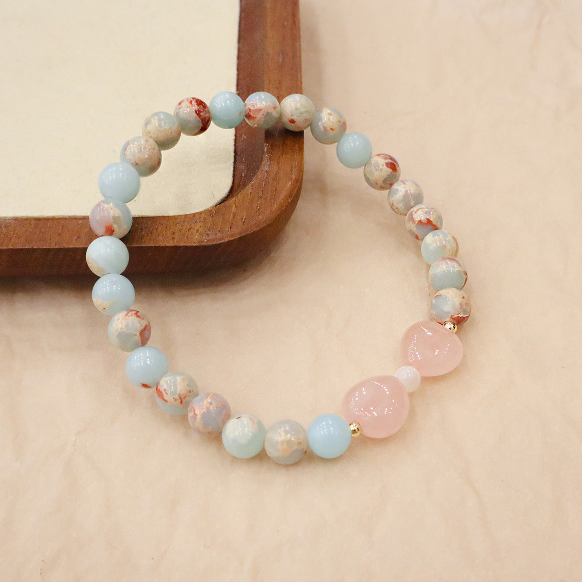 Natural strawberry crystal bracelet