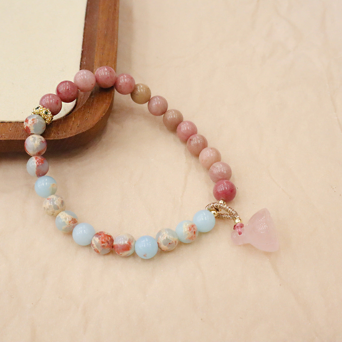 Natural strawberry crystal bracelet