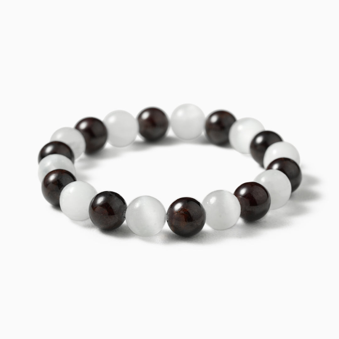 Elegant Garnet and White Gypsum Mineral Bead Bracelet