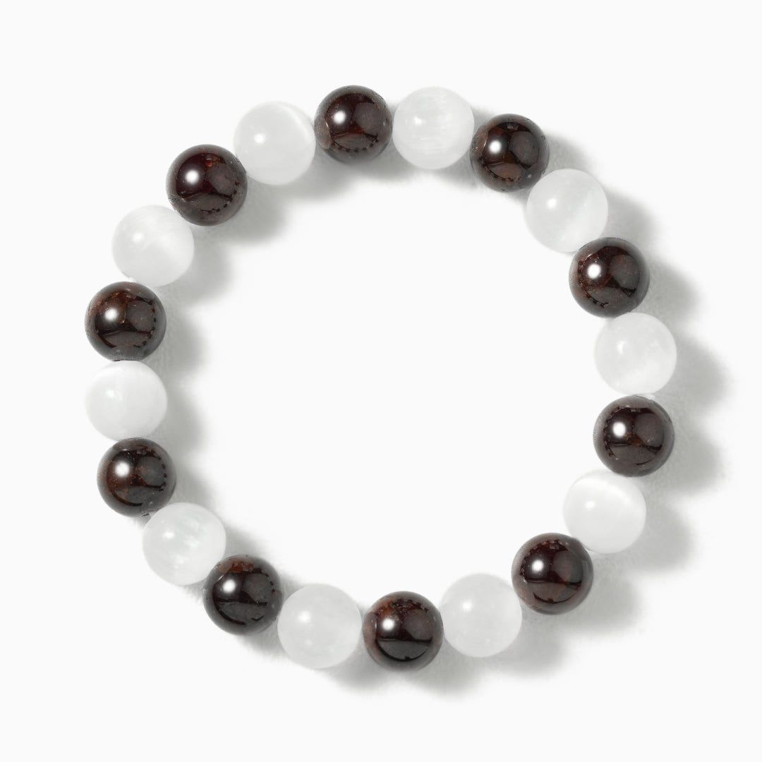 Elegant Garnet and White Gypsum Mineral Bead Bracelet