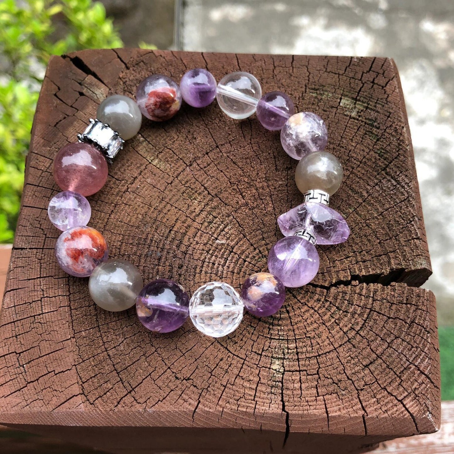 Staggered Irregularly Amethyst Bracelet