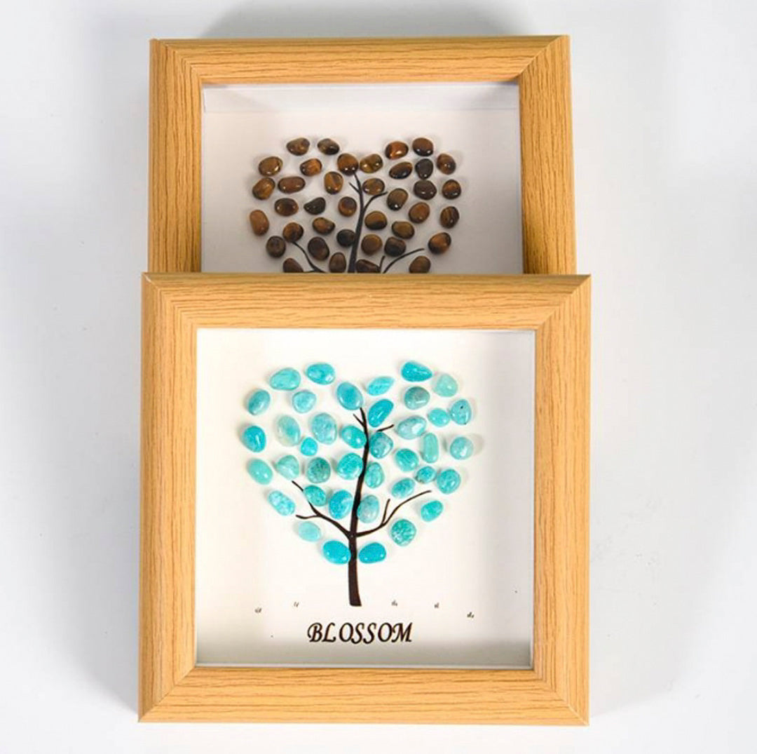 Crystal Stones With Hearts Decorate The Picture Frame