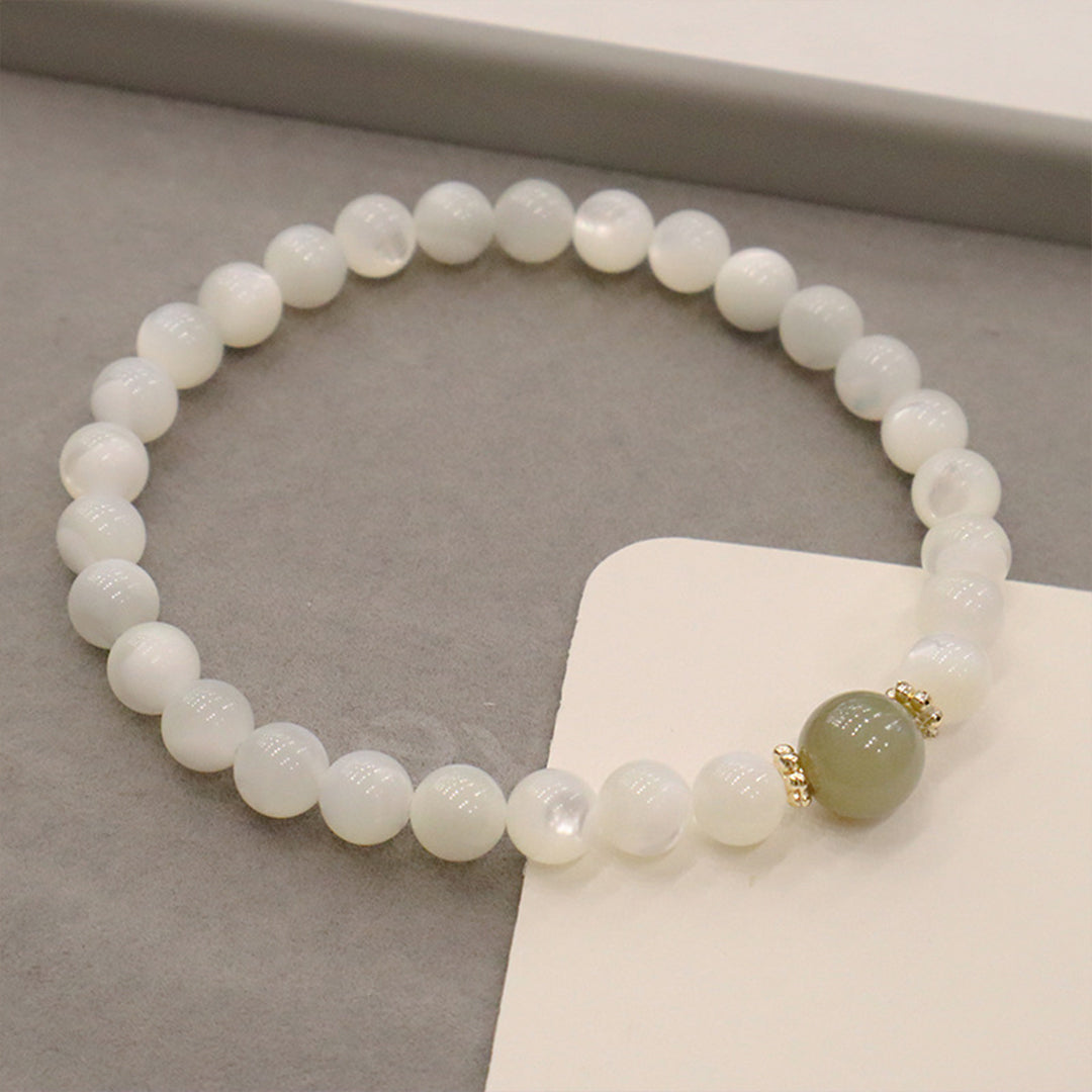 Natural white mother-of-pearl bracelet